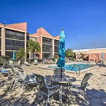 Burnt Store Marina Condo Boat, Swim, Golf!